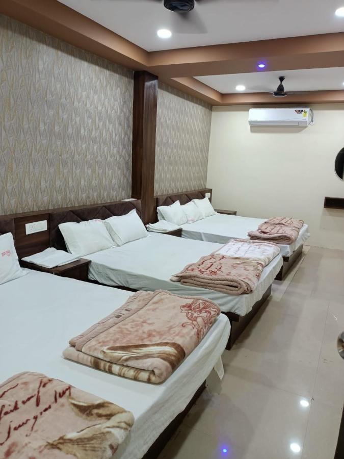 Green Leaf Hotel Ujjain Luaran gambar