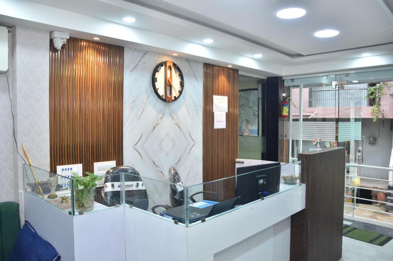 Green Leaf Hotel Ujjain Luaran gambar