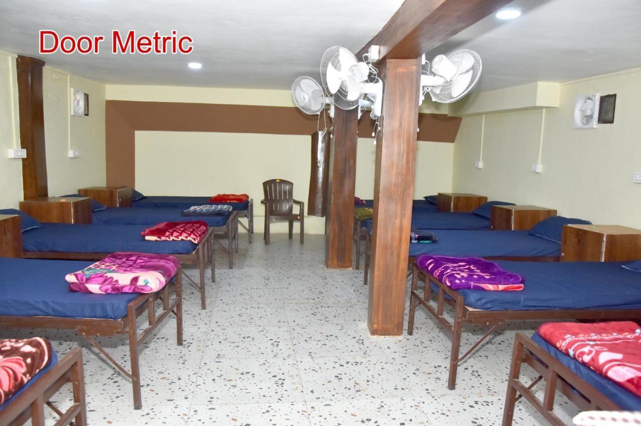 Green Leaf Hotel Ujjain Luaran gambar