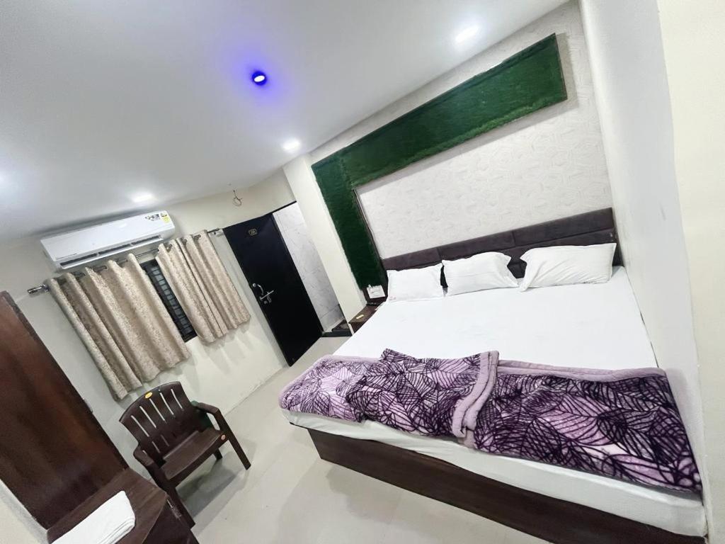 Green Leaf Hotel Ujjain Luaran gambar