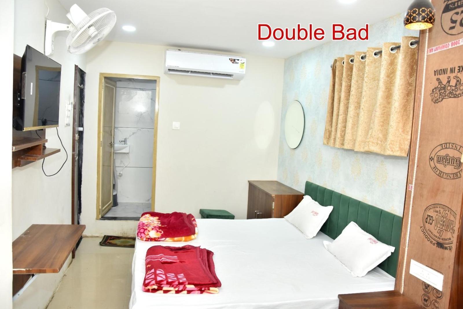 Green Leaf Hotel Ujjain Luaran gambar