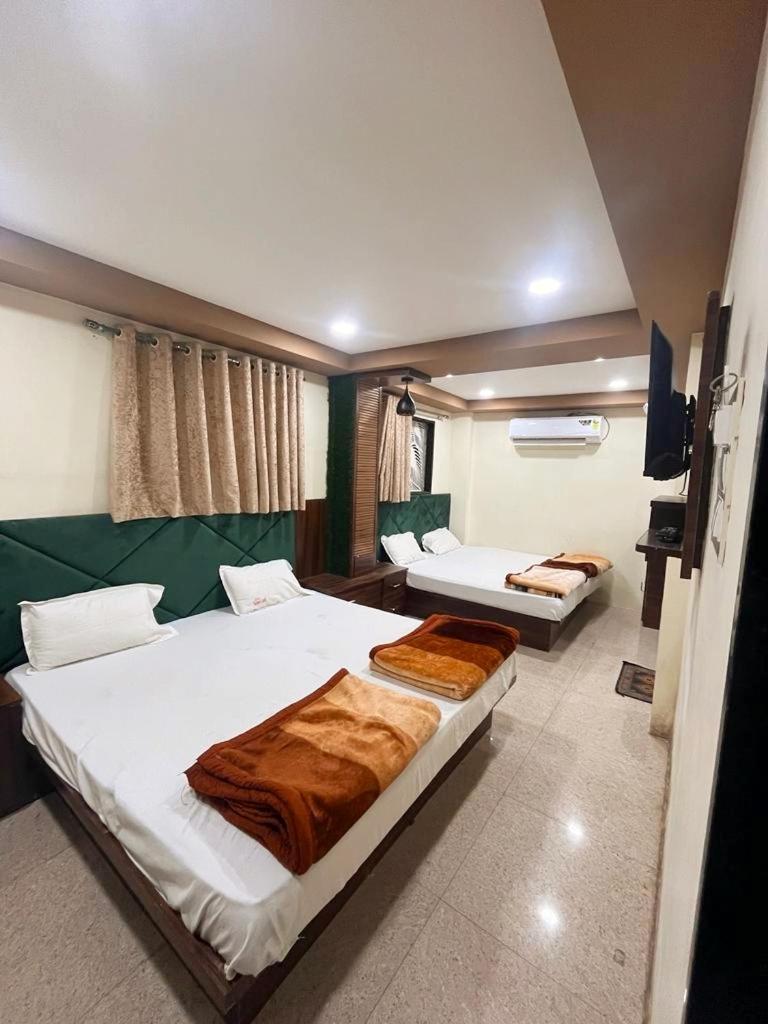 Green Leaf Hotel Ujjain Luaran gambar