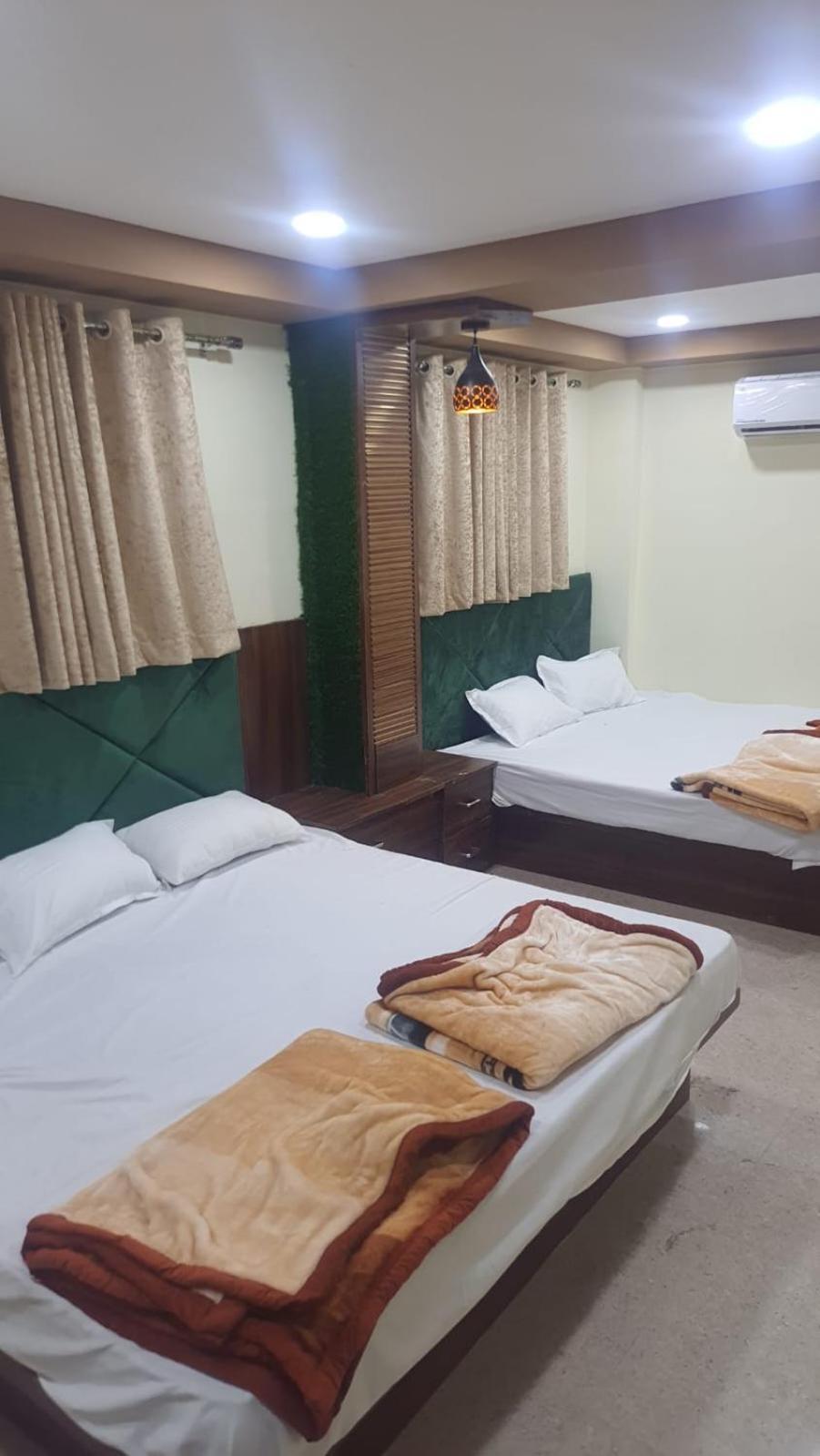 Green Leaf Hotel Ujjain Luaran gambar