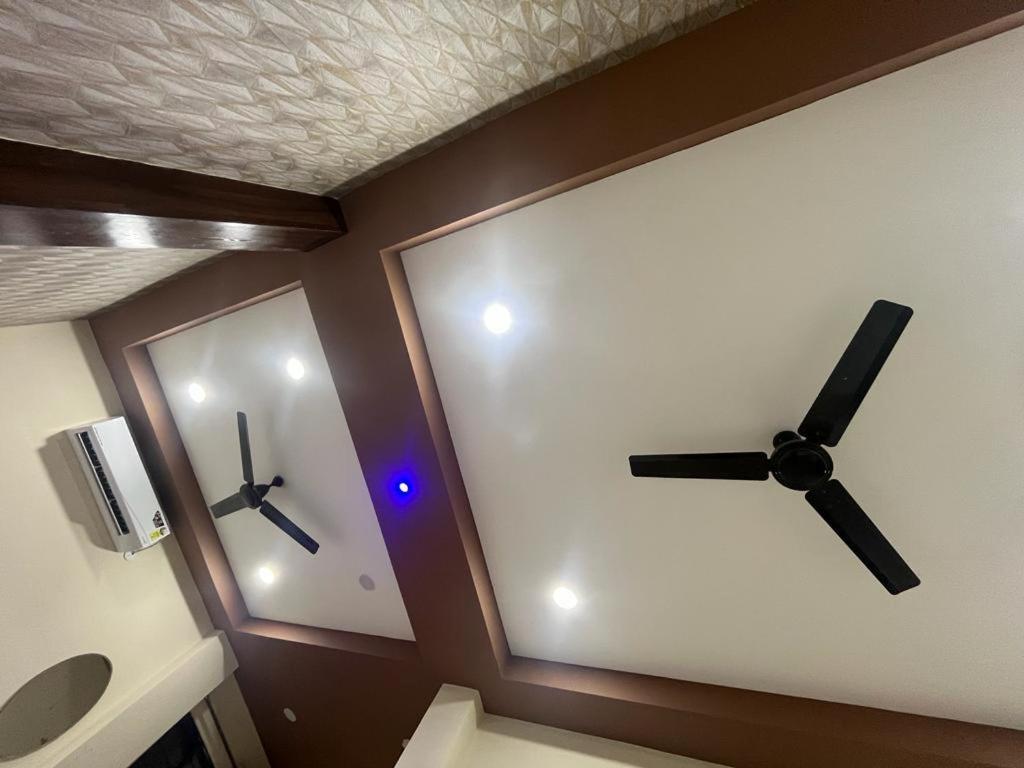 Green Leaf Hotel Ujjain Luaran gambar