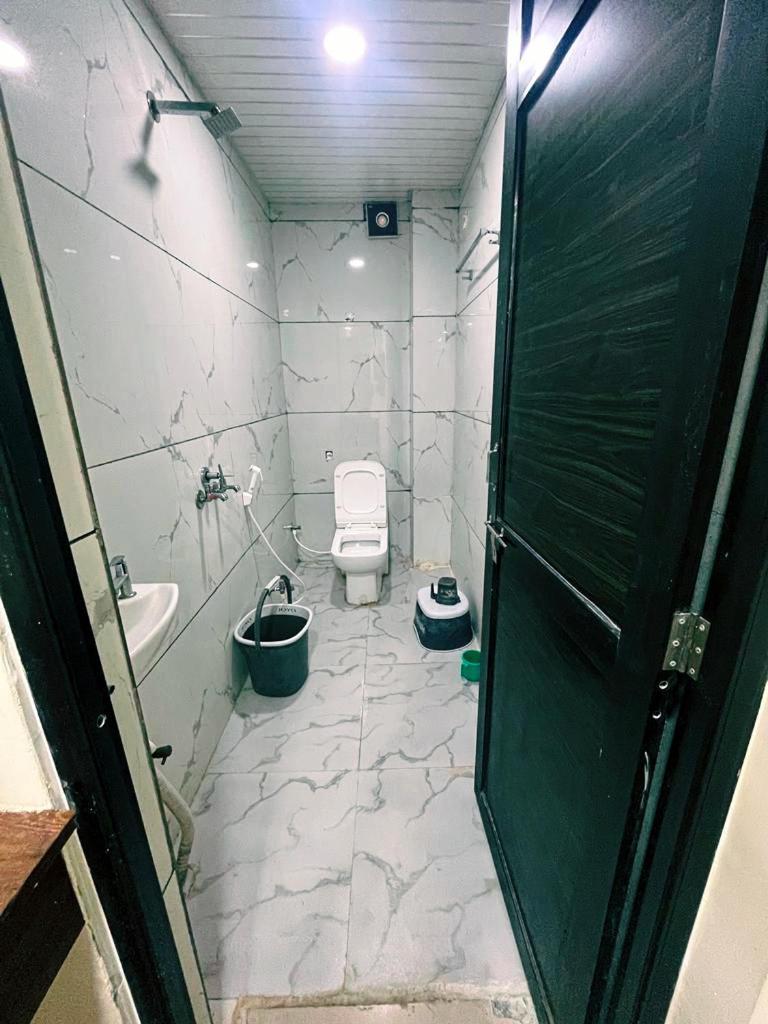 Green Leaf Hotel Ujjain Luaran gambar