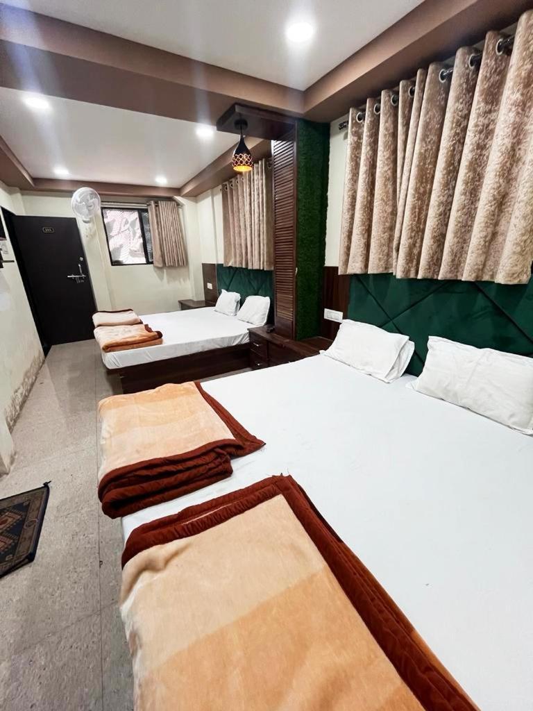 Green Leaf Hotel Ujjain Luaran gambar